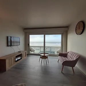 Zeezicht Falcon Appartement Middelkerke